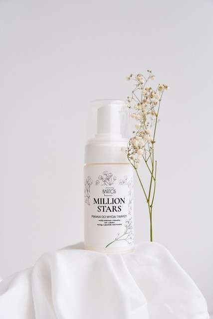 Amillion Stars – Bio-Schaum zur antibakteriellen Gesichtsreinigung – 100 ml